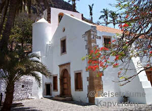 Weltkulturerbe Cidade Velha<br>Nossa Senhora do Rosário, die älteste im subsaharischen Afrika errichtete katholische Kirche